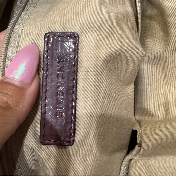 VTG Givenchy Nightingale patent leather Hand/shoulder Bag Burgundy AUTH CERTI - Picture 14 of 15